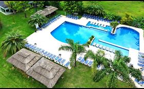 Little Ranch Hotel Spa Pilar